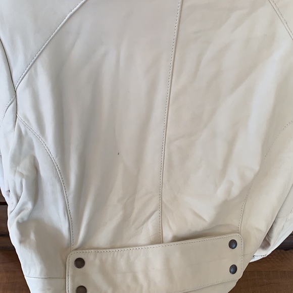 Wilson’s Leather cream motorcycle jacket. - Picture 5 of 7